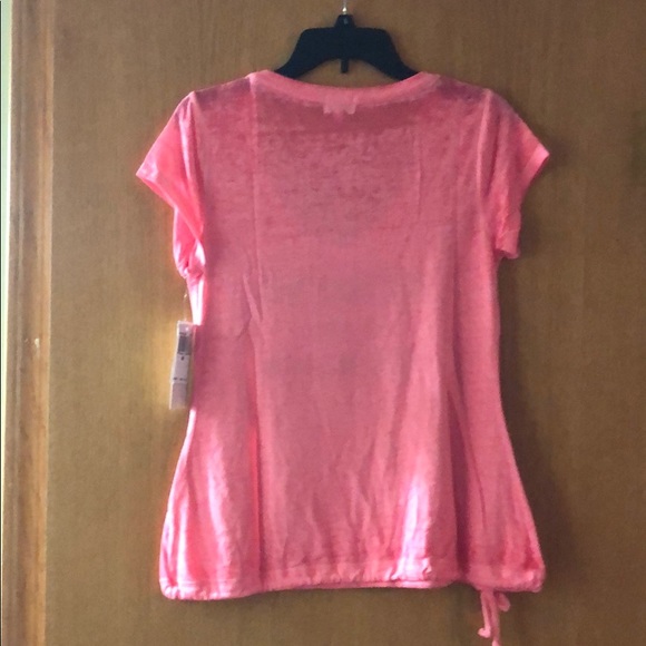 💗New pink Lotus T-shirt size medium - Picture 6 of 6